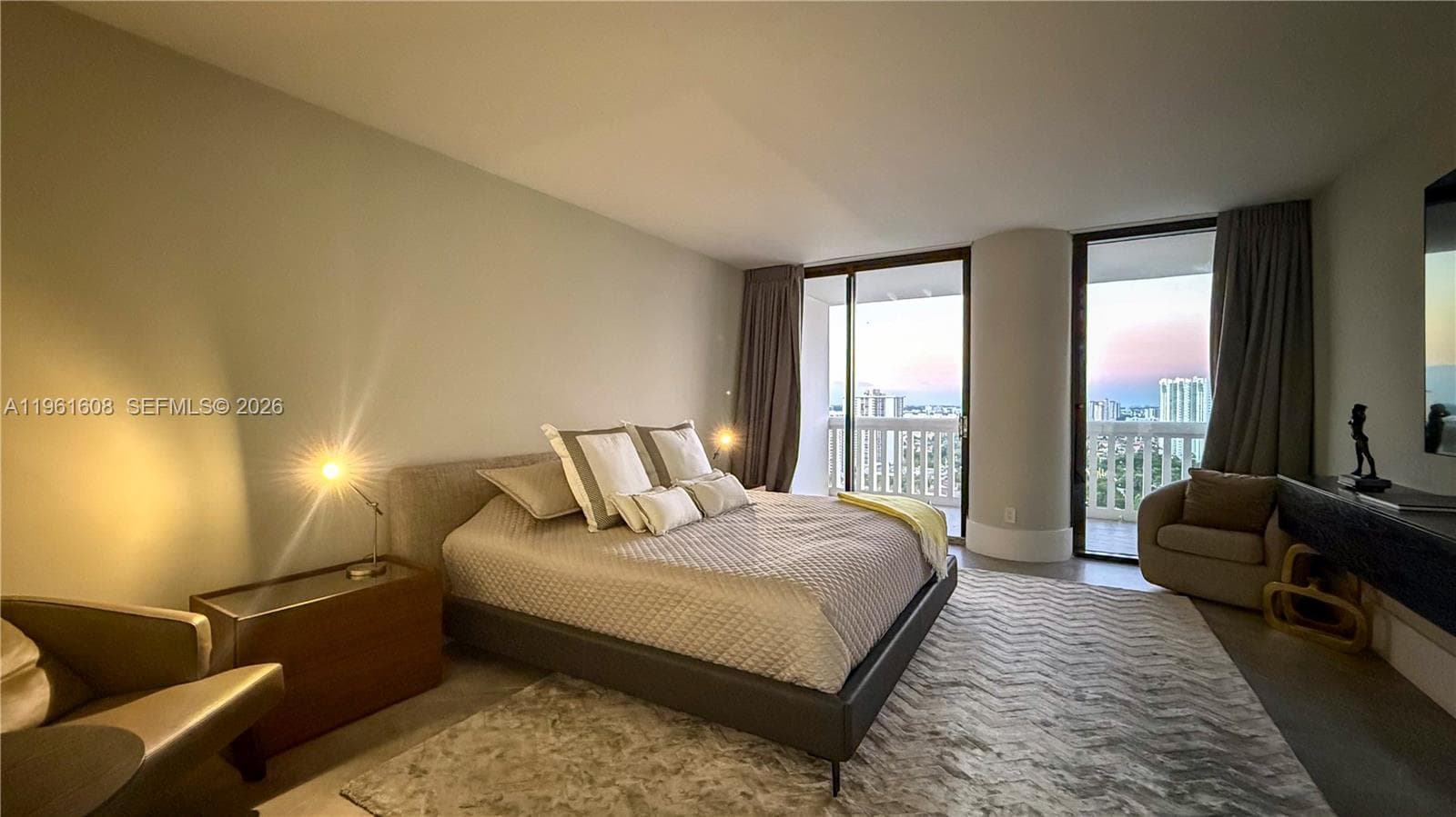 2000 Island Blvd # 2404, Aventura FL 33160 — 28
