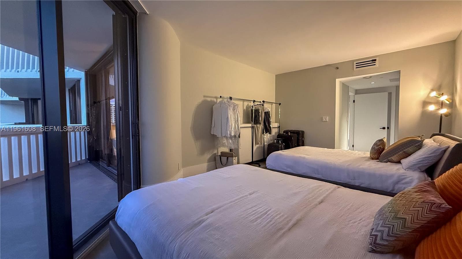 2000 Island Blvd # 2404, Aventura FL 33160 — 18