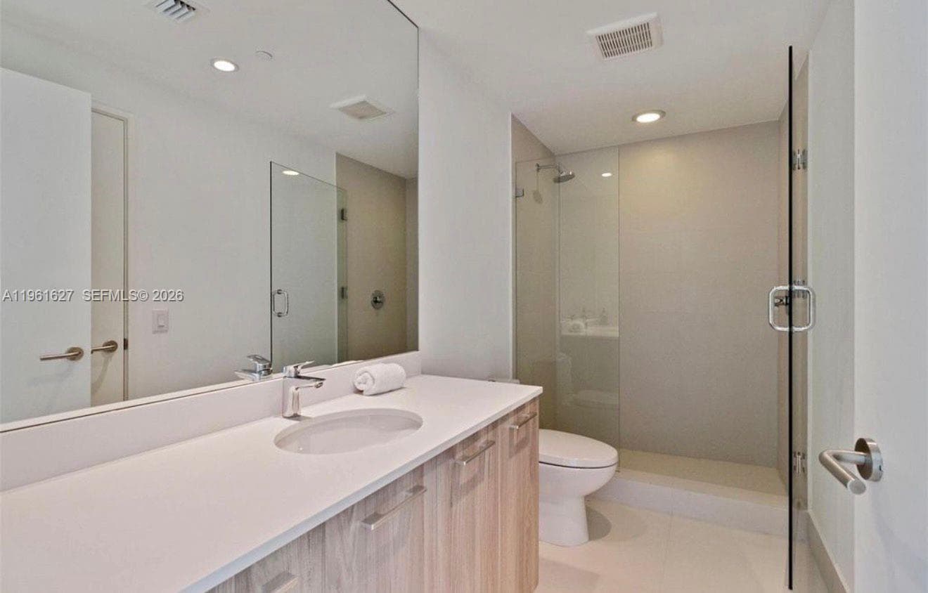 501 NE 31st St # 1808, Miami FL 33137 — 23
