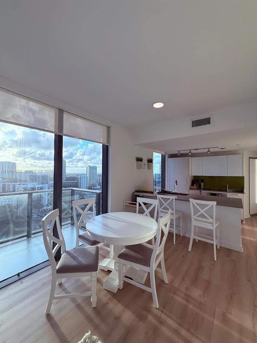 501 NE 31st St # 1808, Miami FL 33137 — 17
