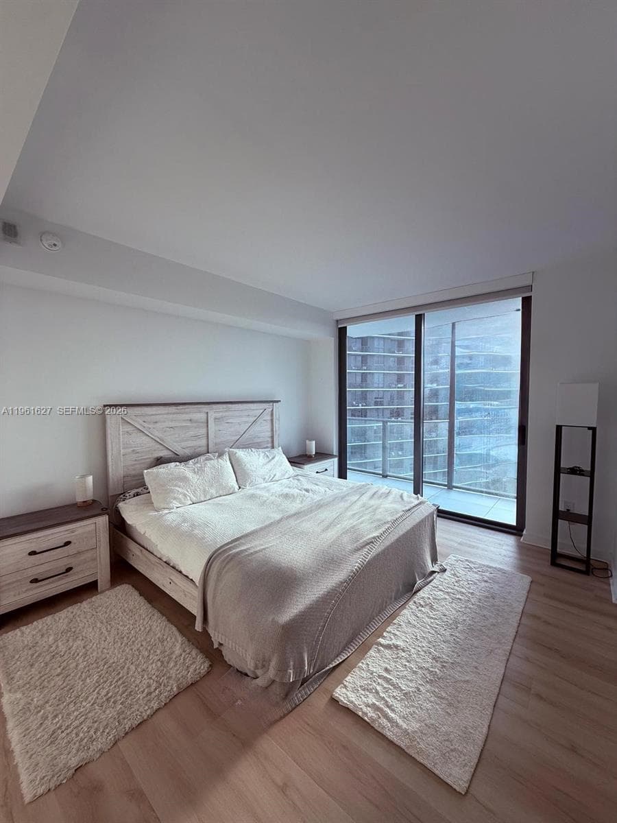 501 NE 31st St # 1808, Miami FL 33137 — 24
