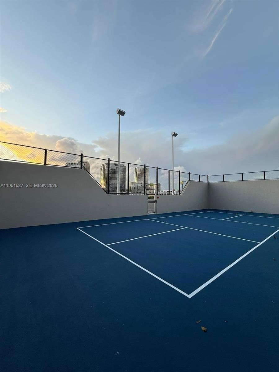 501 NE 31st St # 1808, Miami FL 33137 — 34