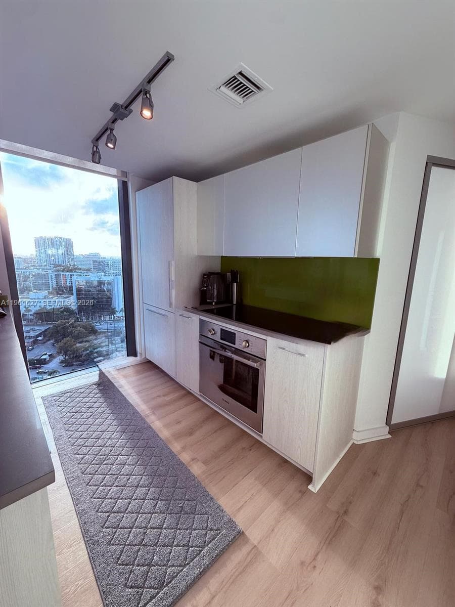 501 NE 31st St # 1808, Miami FL 33137 — 19