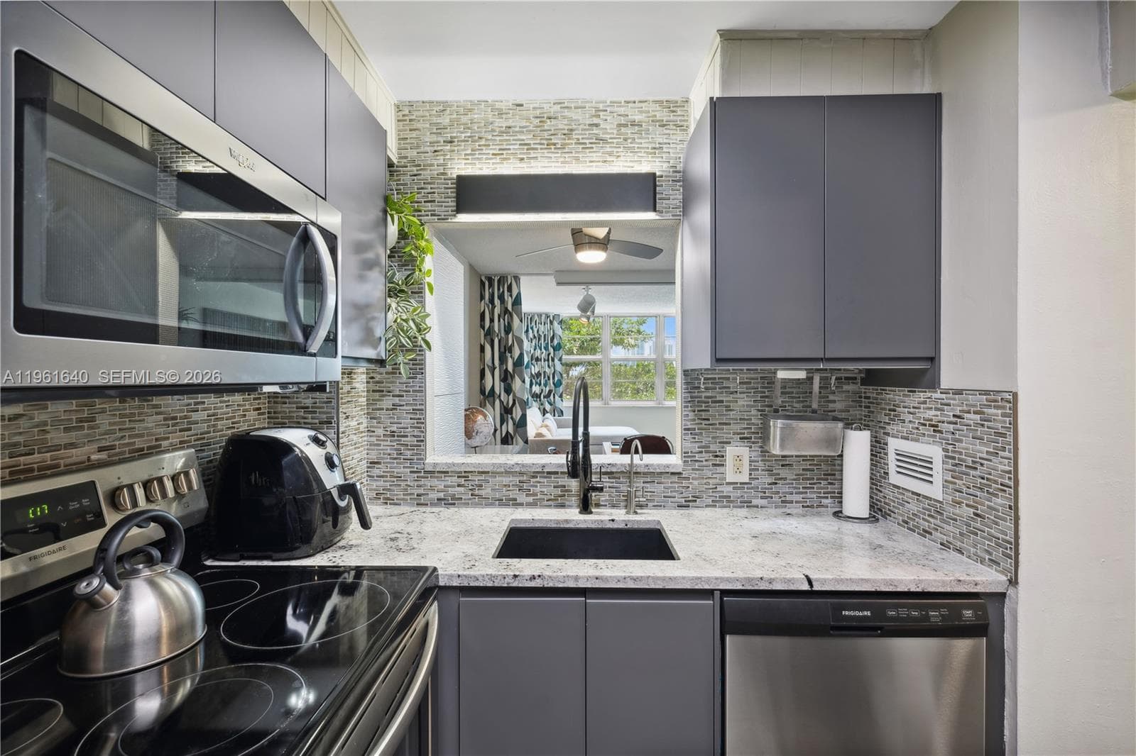 1020 Meridian Ave # 403, Miami Beach FL 33139 — 12