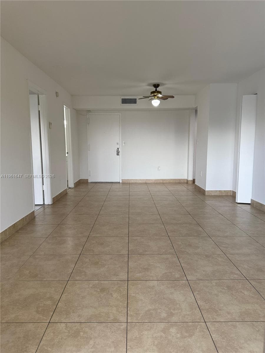 4805 NW 7th St # 15, Miami FL 33126 — 3