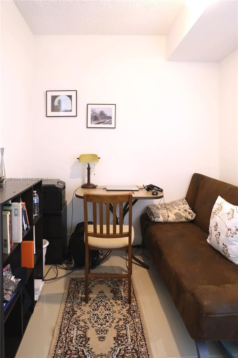 5601 Collins Ave # 1423, Miami Beach FL 33140 — 8
