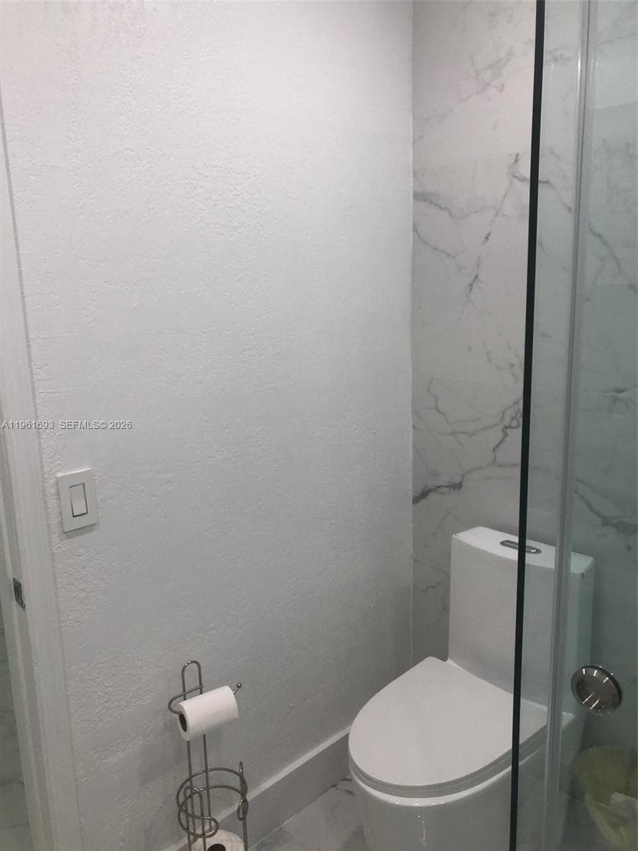 5531 NW 188th St, Miami Gardens FL 33055 — 26
