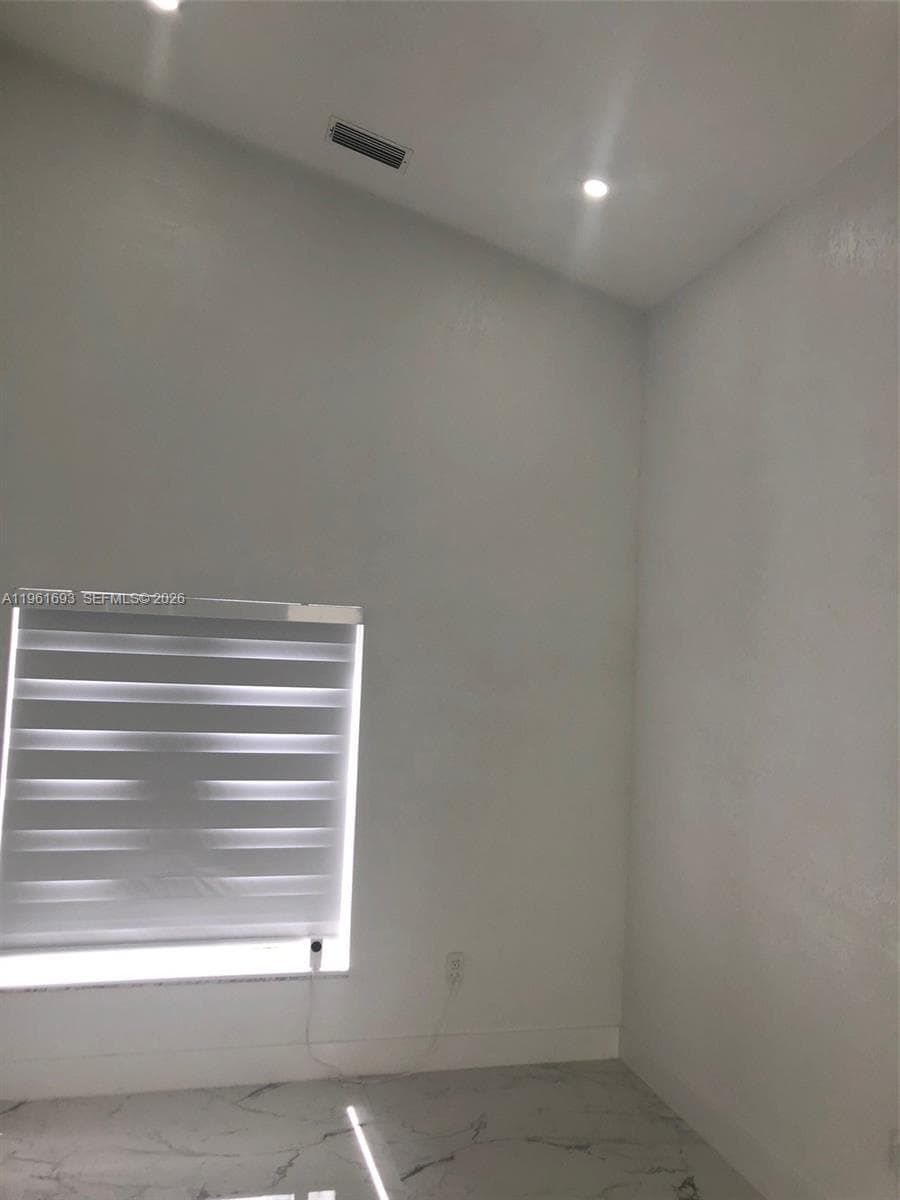 5531 NW 188th St, Miami Gardens FL 33055 — 10