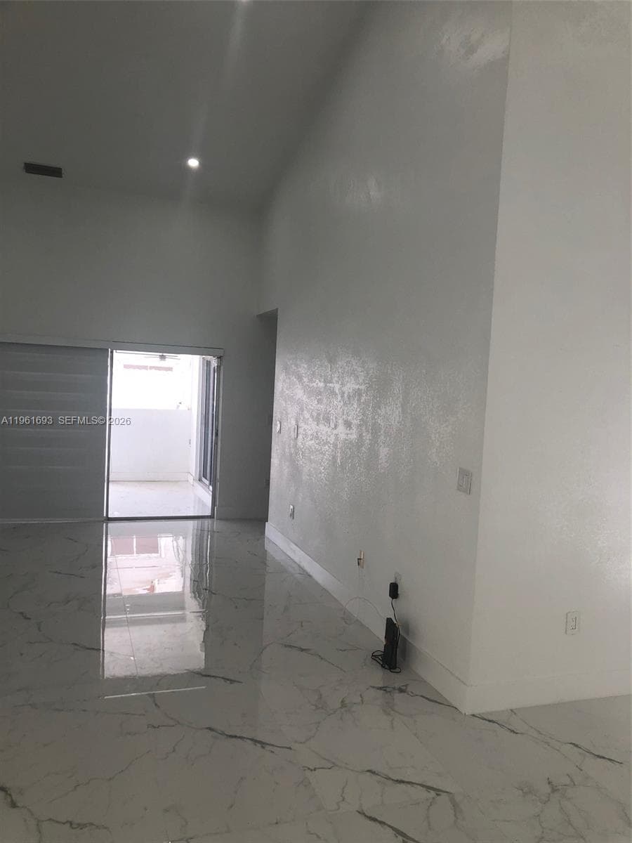 5531 NW 188th St, Miami Gardens FL 33055 — 19