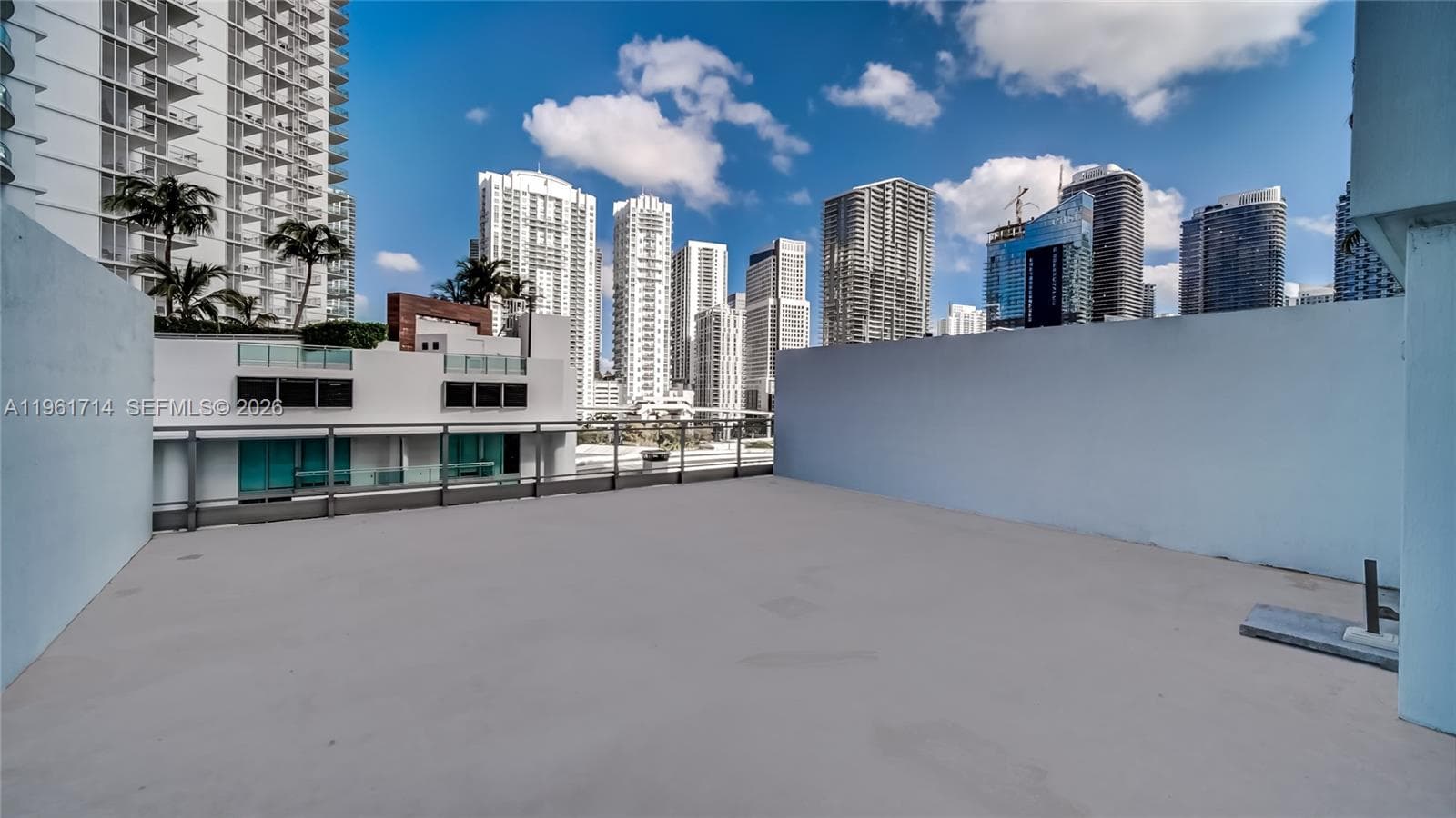 90 SW 3rd St, Miami FL 33130 — 28