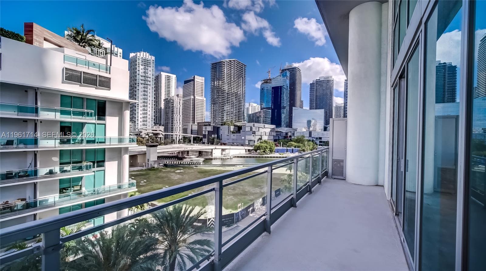 90 SW 3rd St, Miami FL 33130 — 15