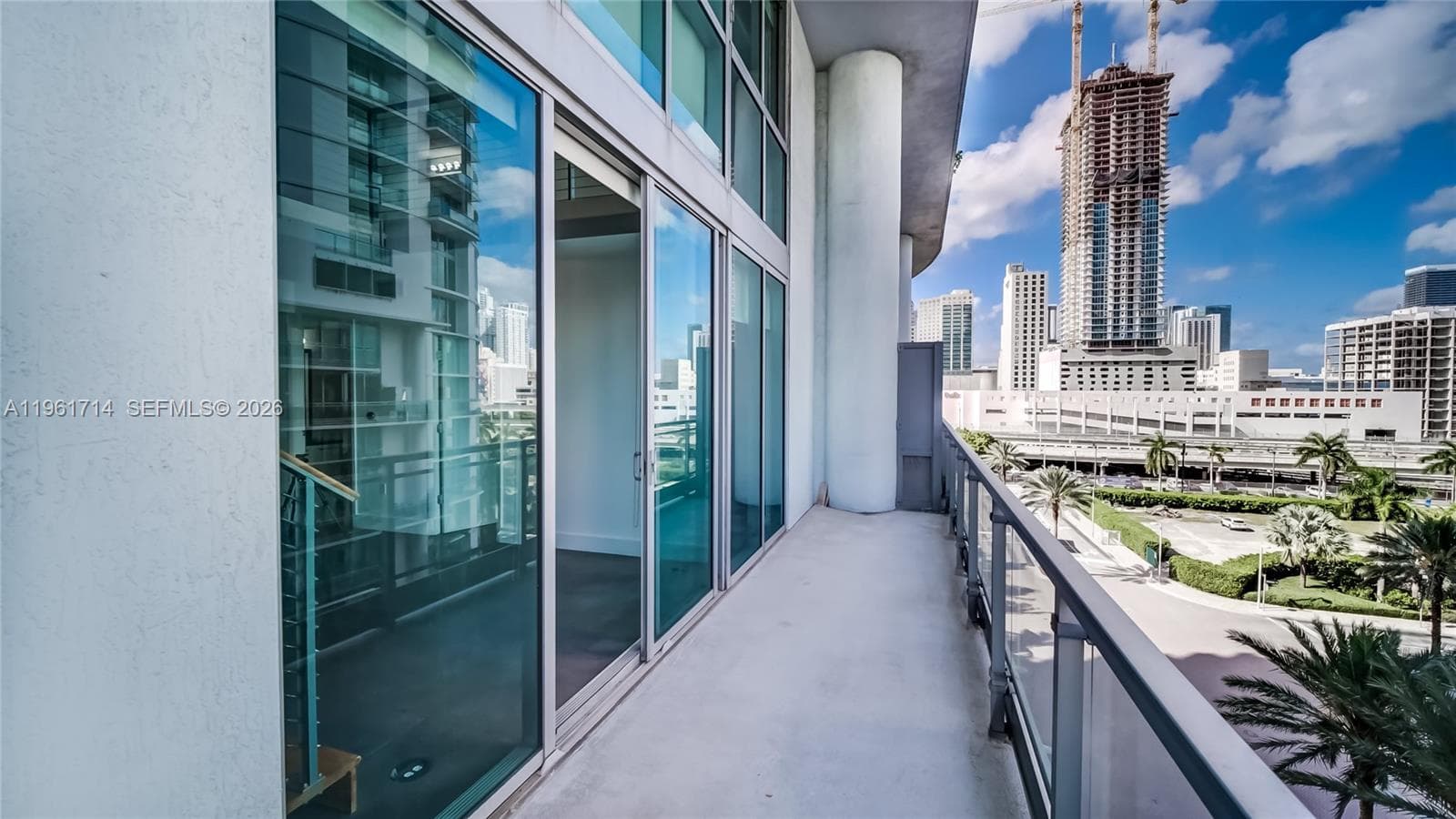 90 SW 3rd St, Miami FL 33130 — 4