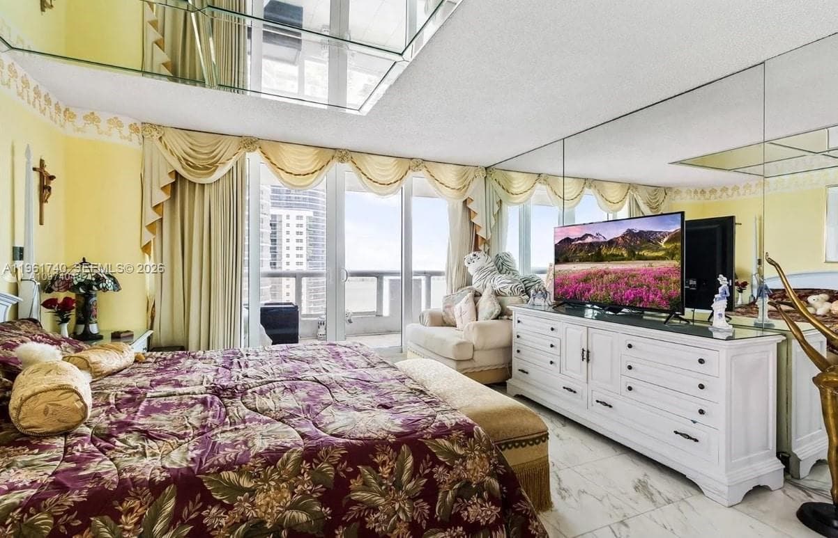 1717 N Bayshore Dr. # 3451, Miami FL 33132 — 17