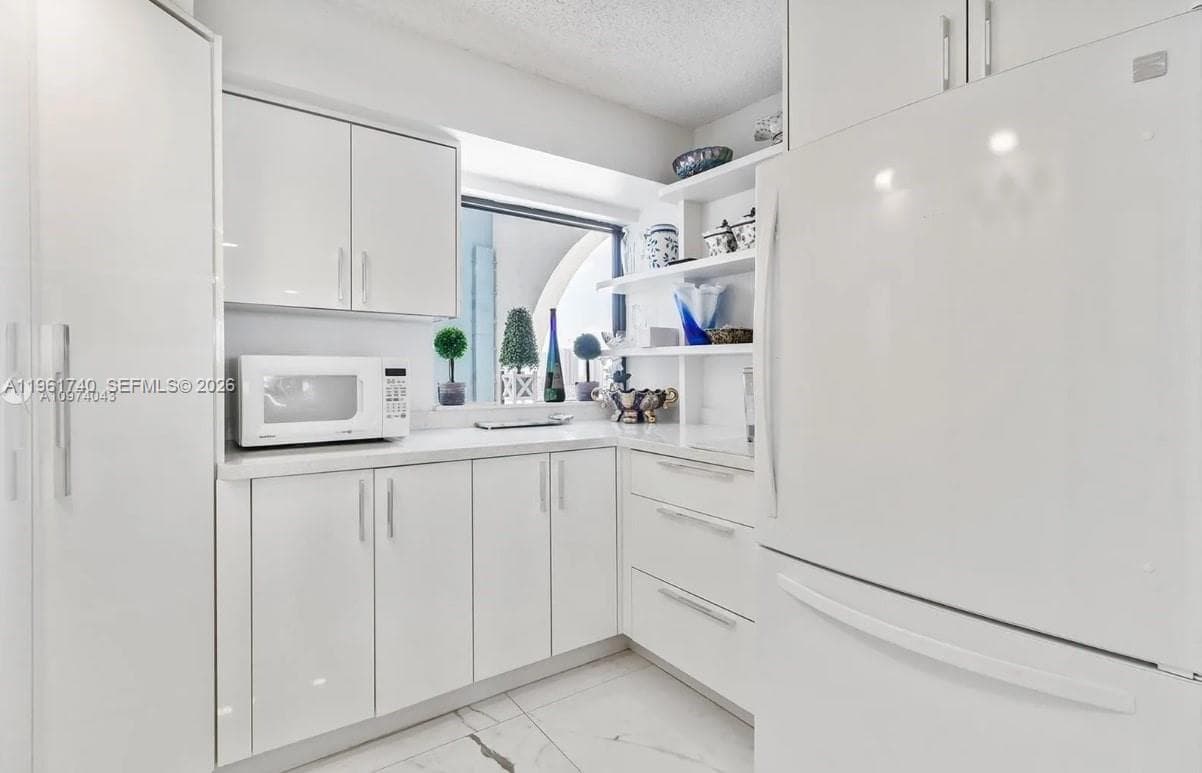 1717 N Bayshore Dr. # 3451, Miami FL 33132 — 16