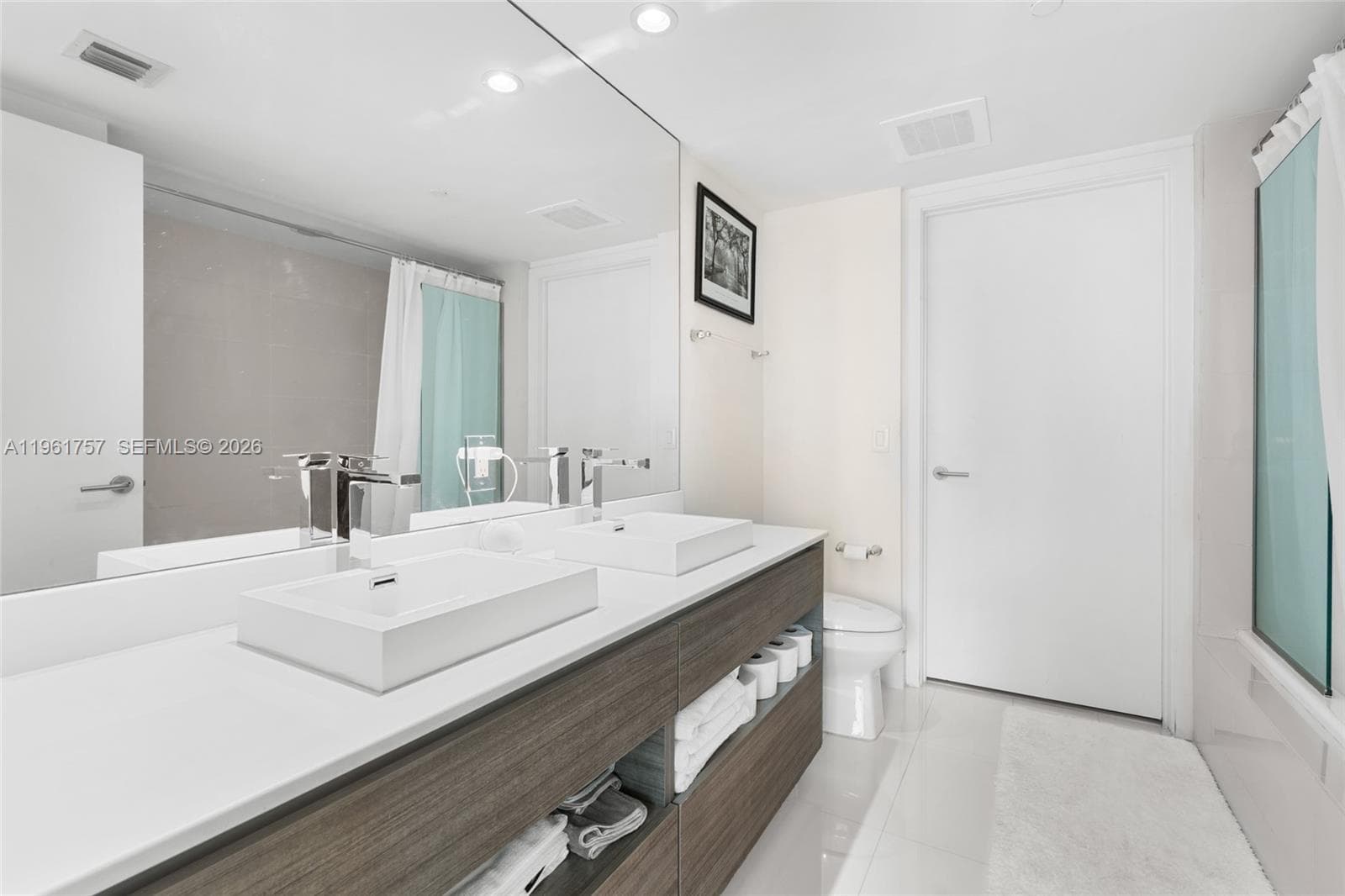1100 S Miami Ave # 1602, Miami FL 33130 — 22