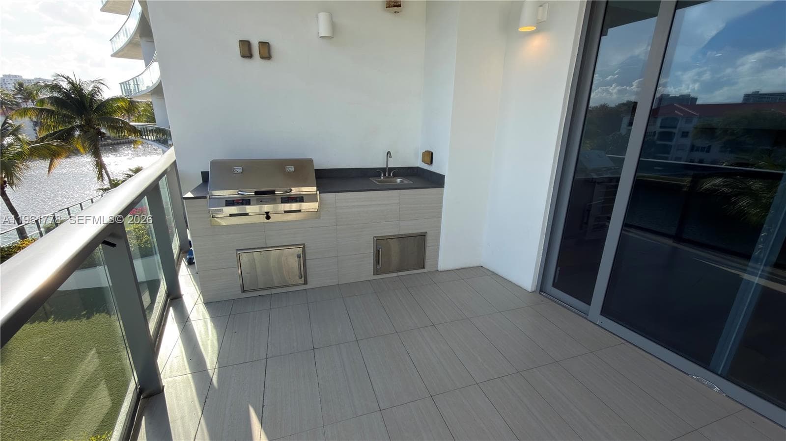 3250 NE 188th St # 204, Aventura FL 33180 — 5