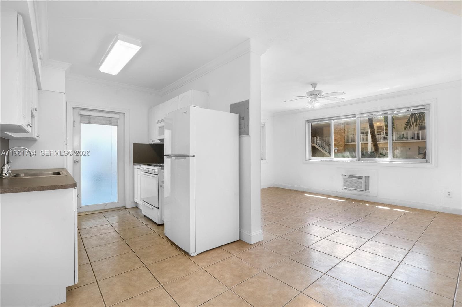 315 69th St # 112, Miami Beach FL 33141 — 6