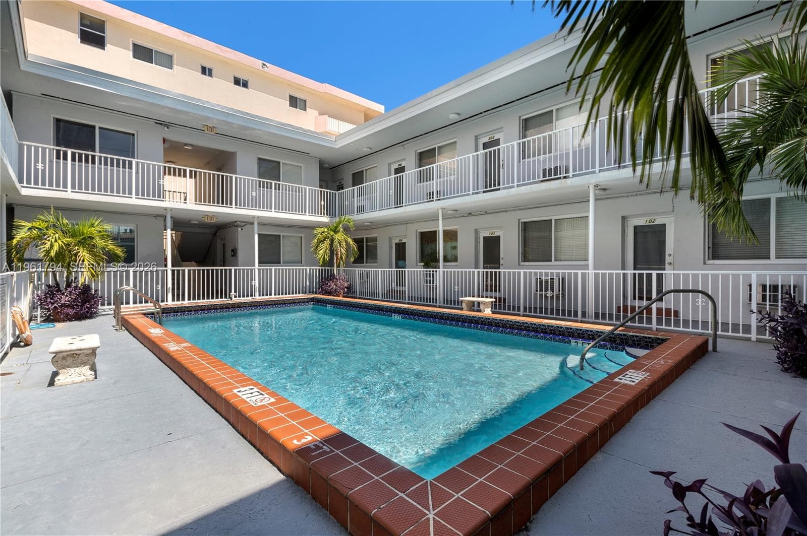 315 69th St # 112, Miami Beach FL 33141 — 19