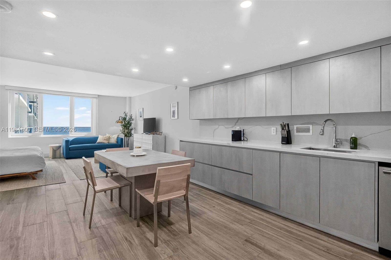 2301 Collins Ave # 943, Miami Beach FL 33139 — 26
