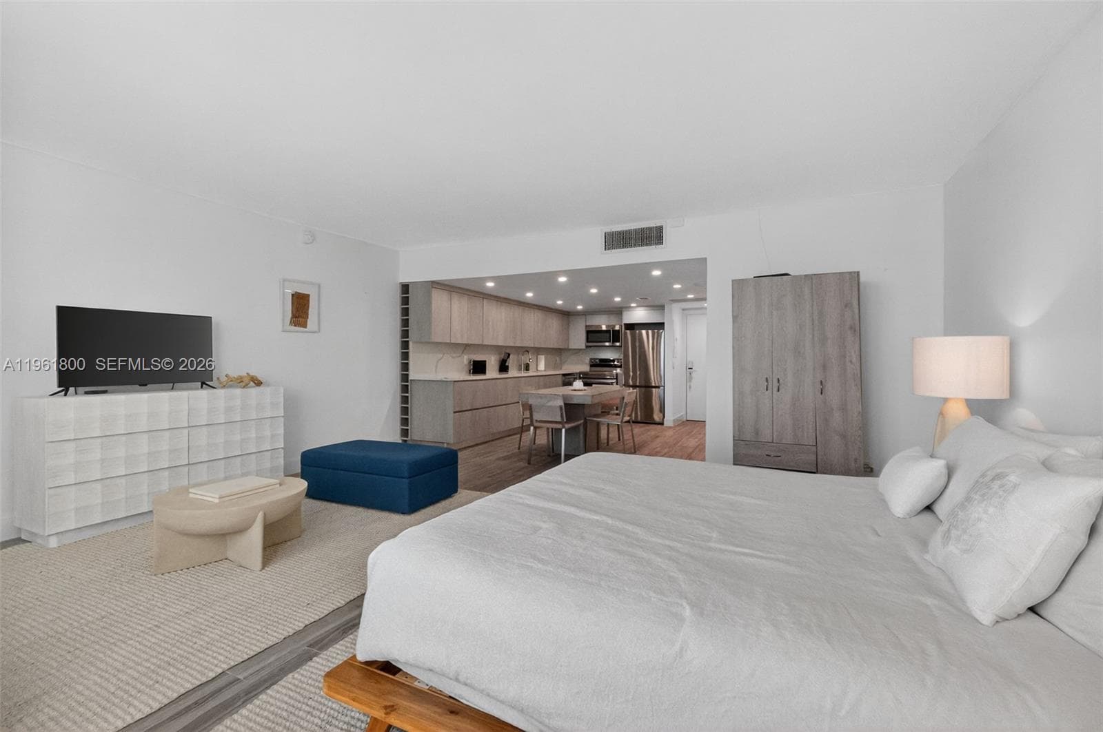 2301 Collins Ave # 943, Miami Beach FL 33139 — 31