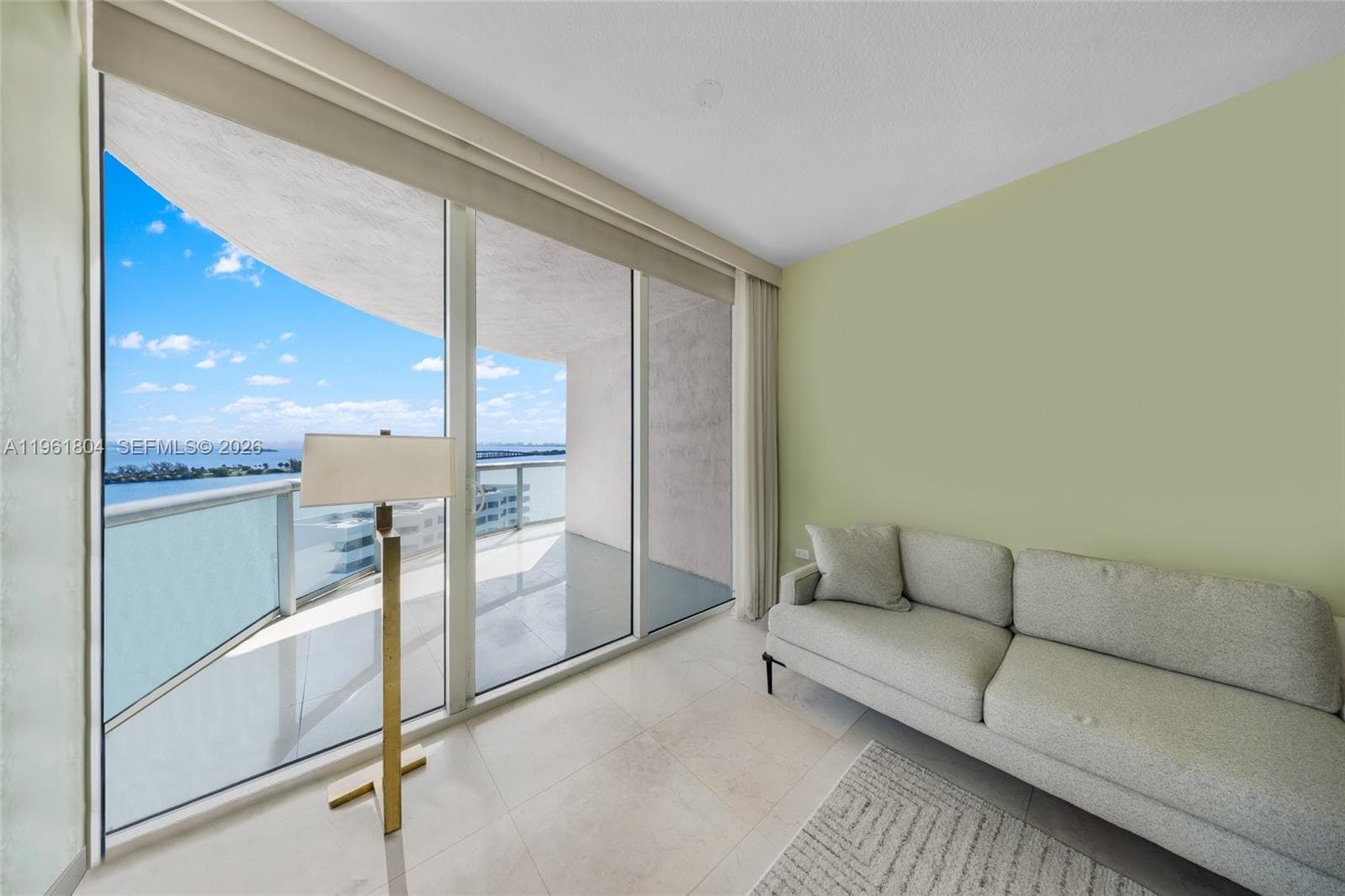 480 NE 30th St # 1402, Miami FL 33137 — 12