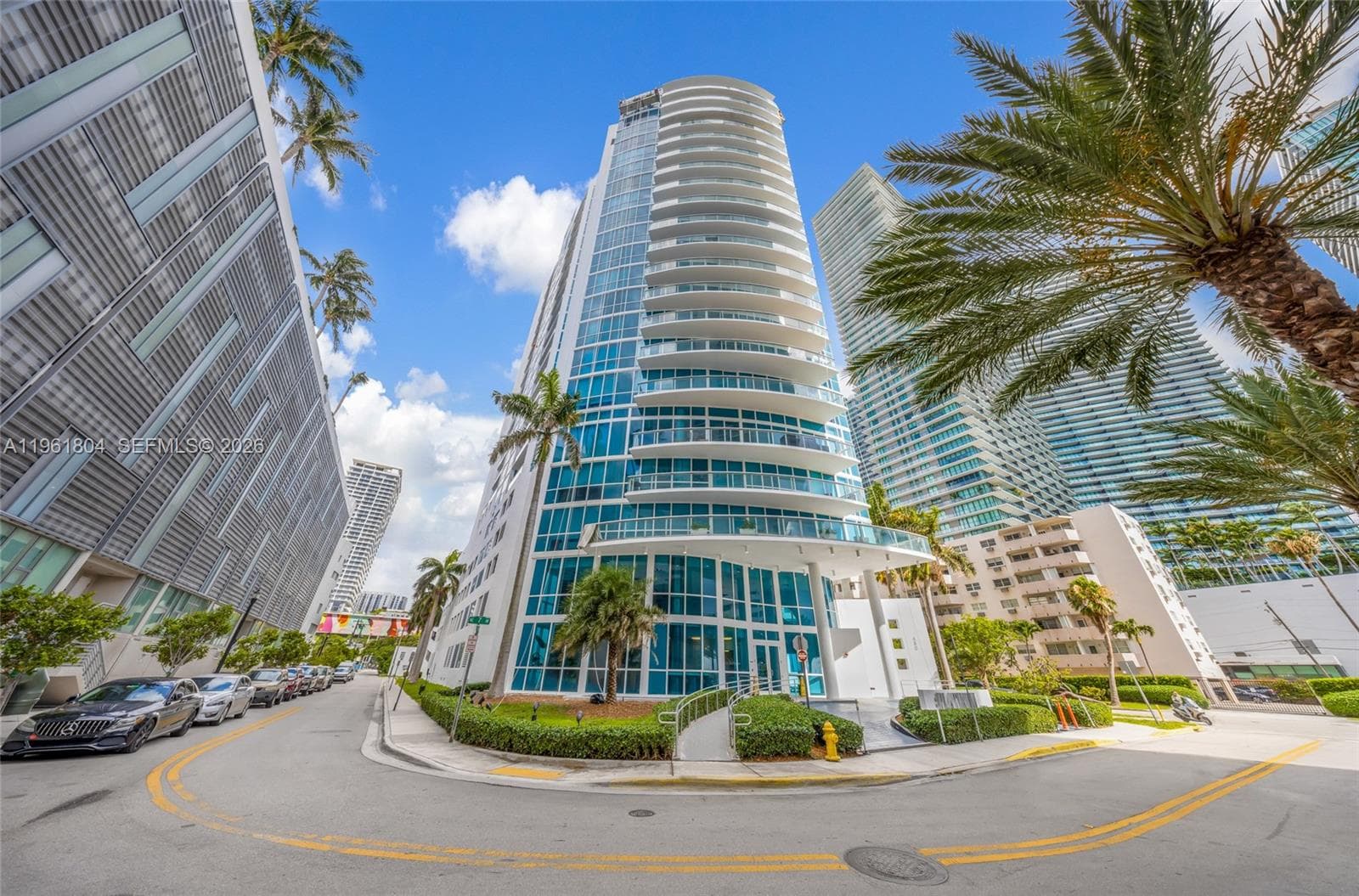 480 NE 30th St # 1402, Miami FL 33137 — 3
