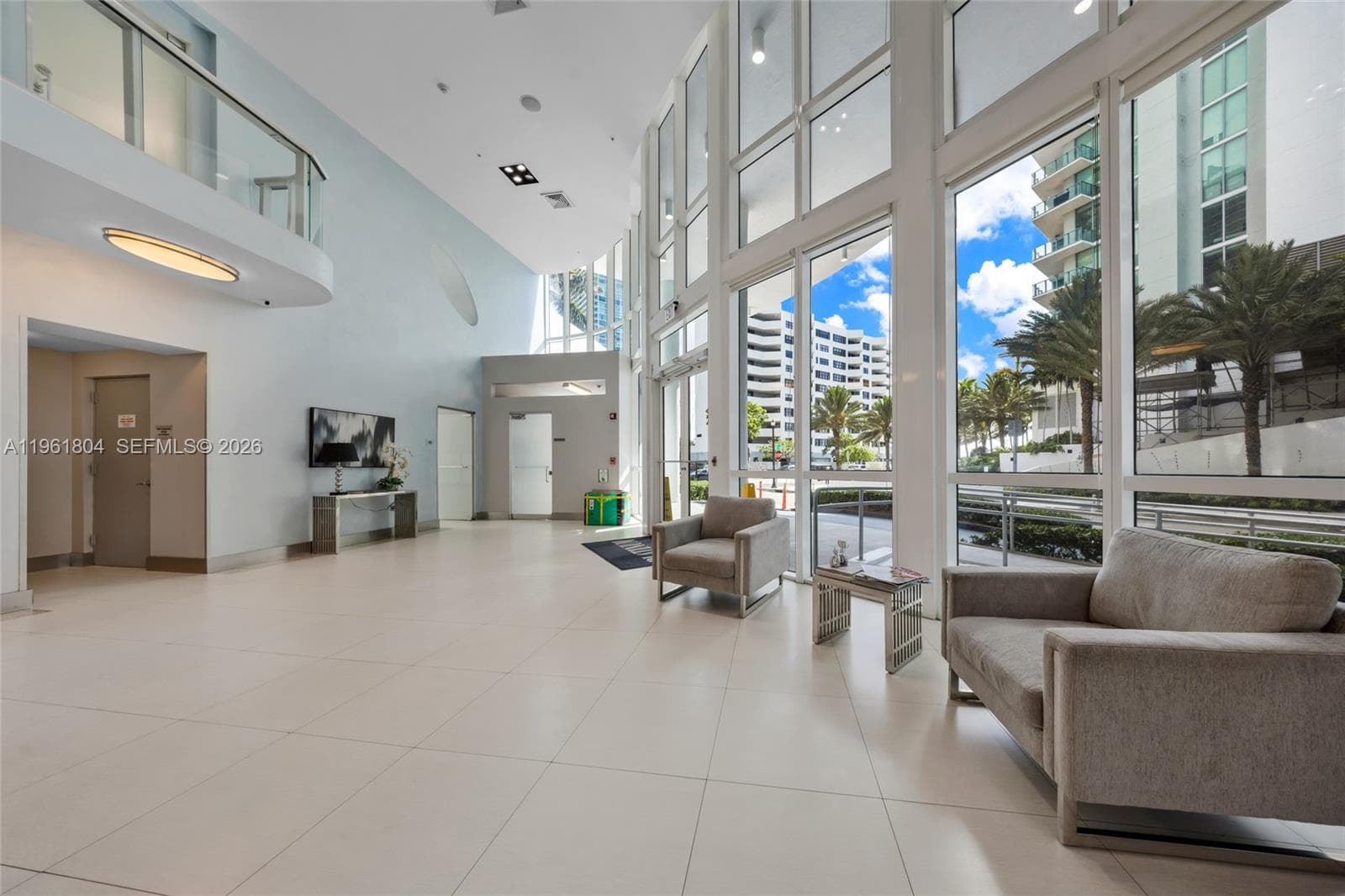 480 NE 30th St # 1402, Miami FL 33137 — 4
