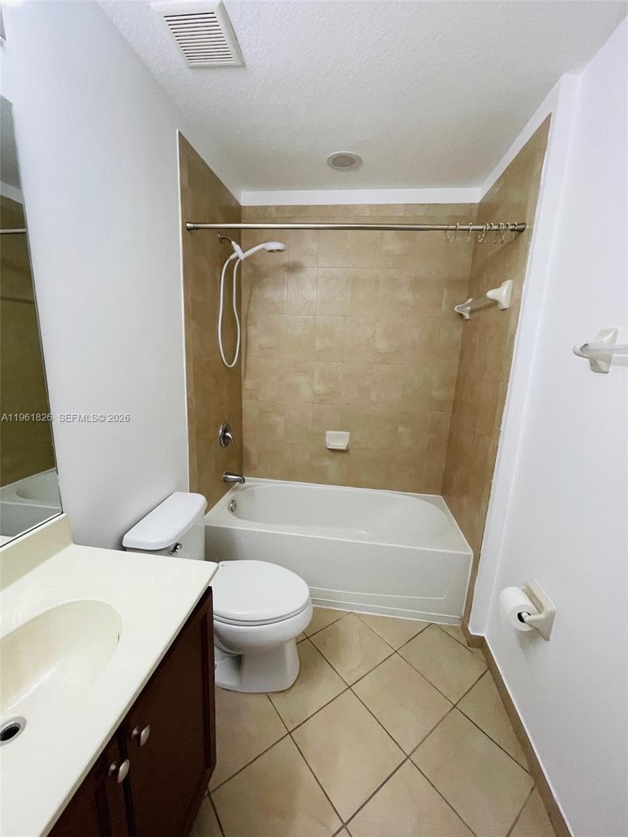 11601 NW 89th St # 106, Doral FL 33178 — 23