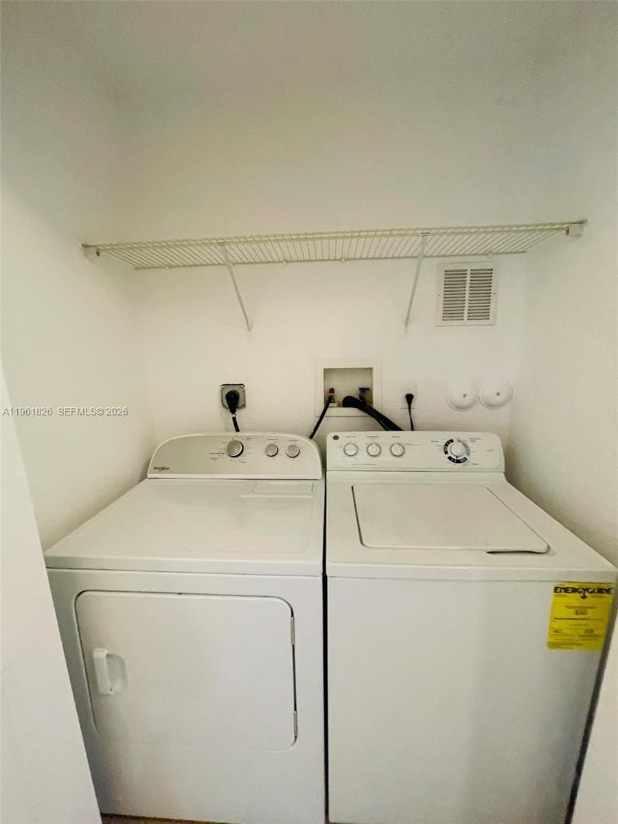 11601 NW 89th St # 106, Doral FL 33178 — 26