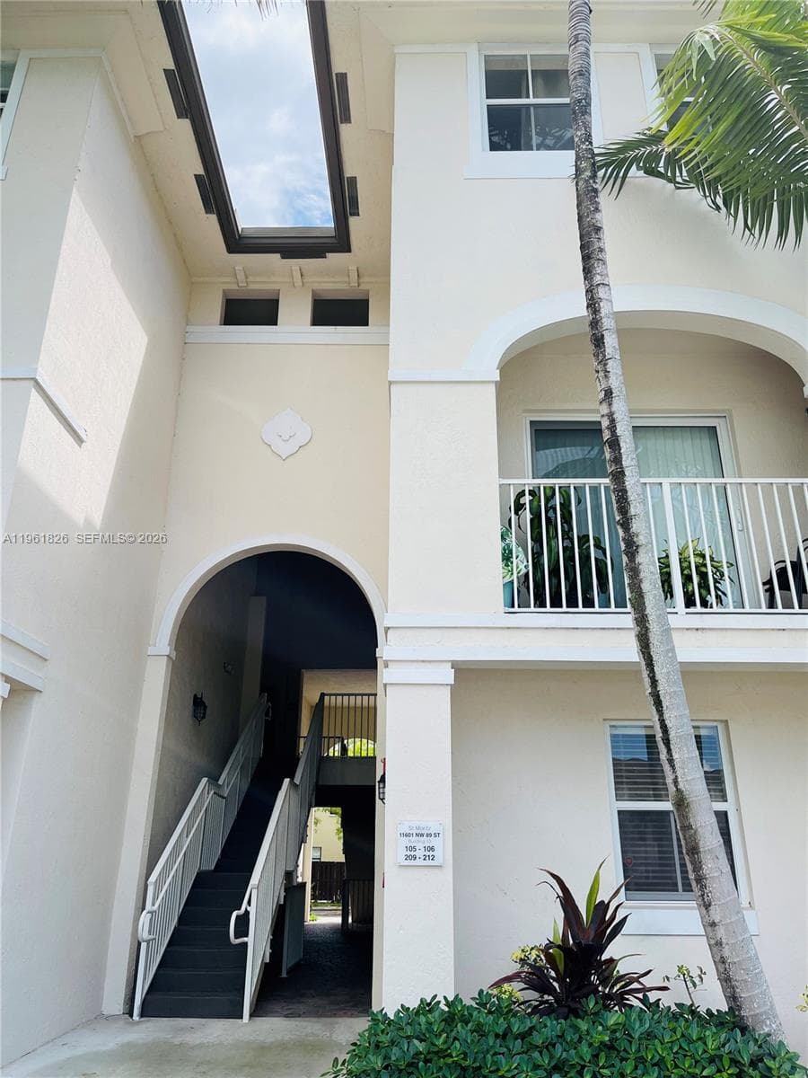 11601 NW 89th St # 106, Doral FL 33178 — 5
