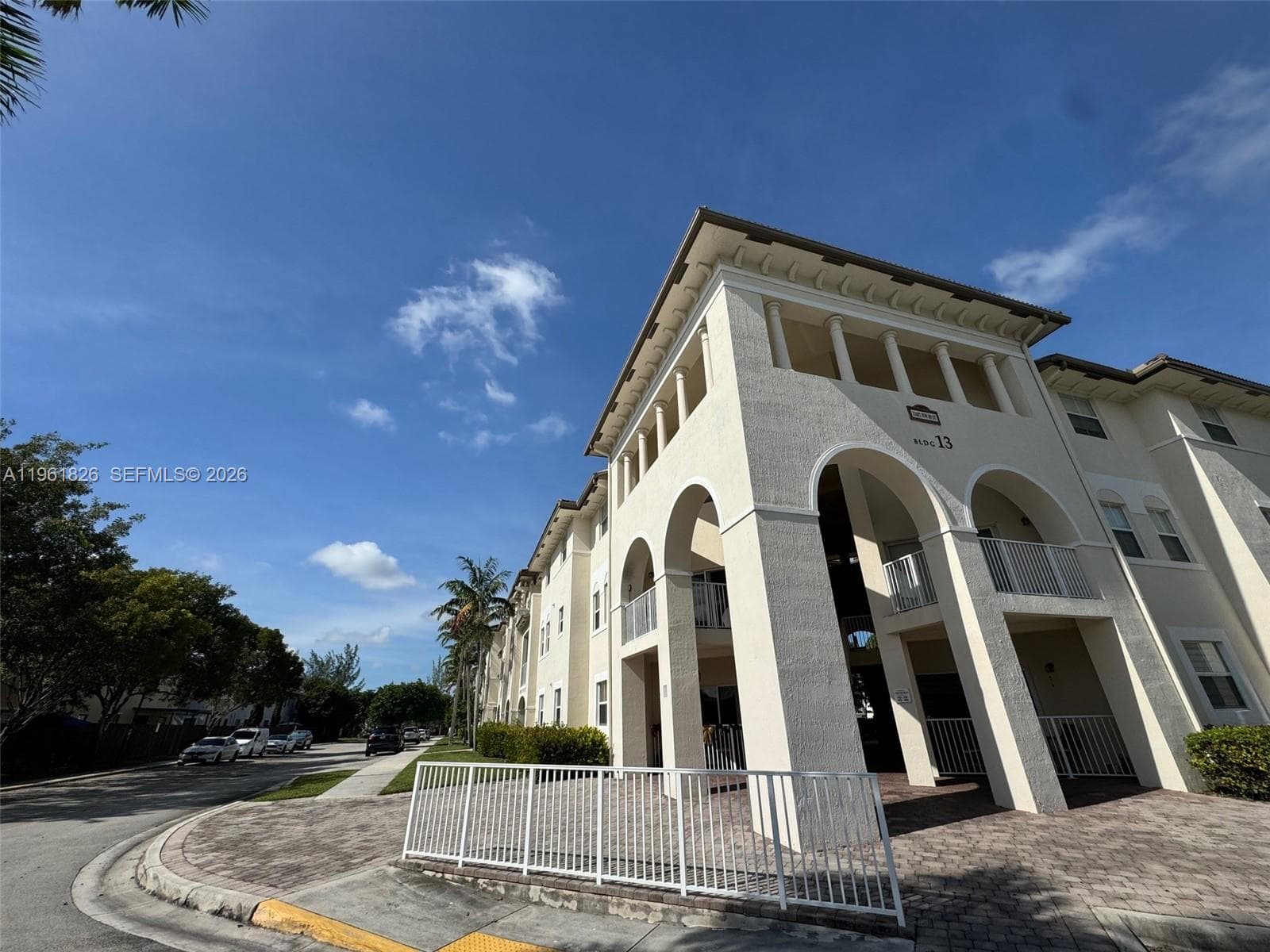 11601 NW 89th St # 106, Doral FL 33178 — 4