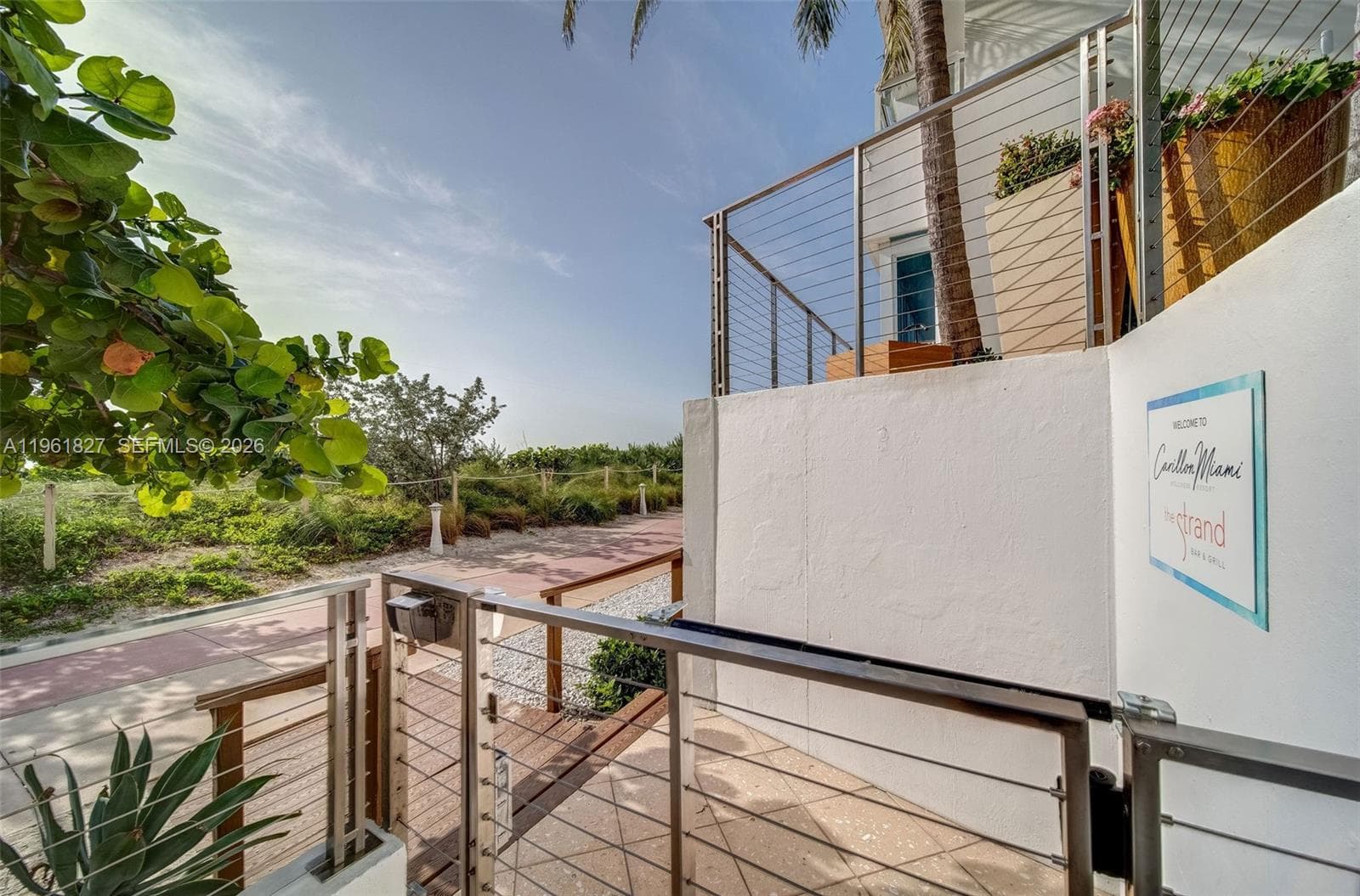 6801 Collins Ave, Miami Beach FL 33141 — 42