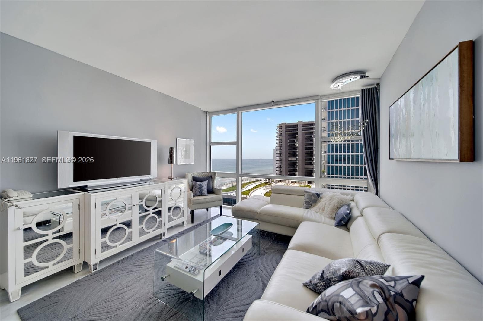 6801 Collins Ave, Miami Beach FL 33141 — 17