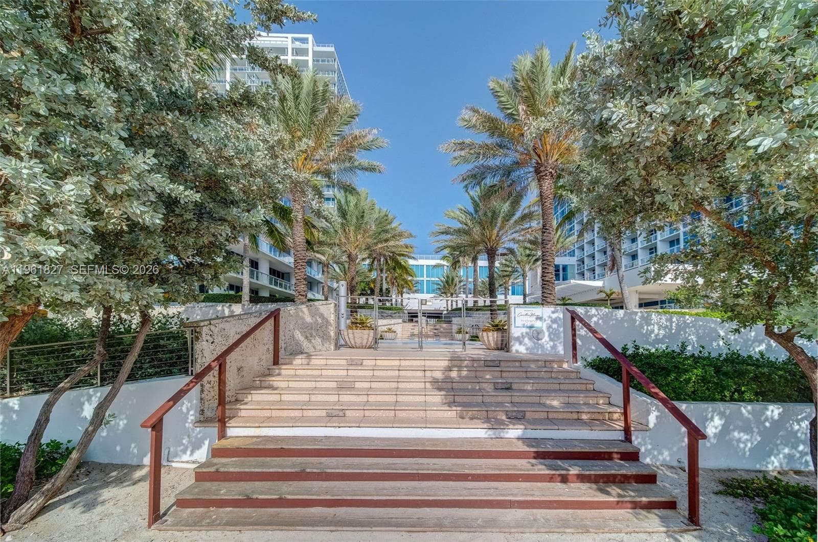 6801 Collins Ave, Miami Beach FL 33141 — 43