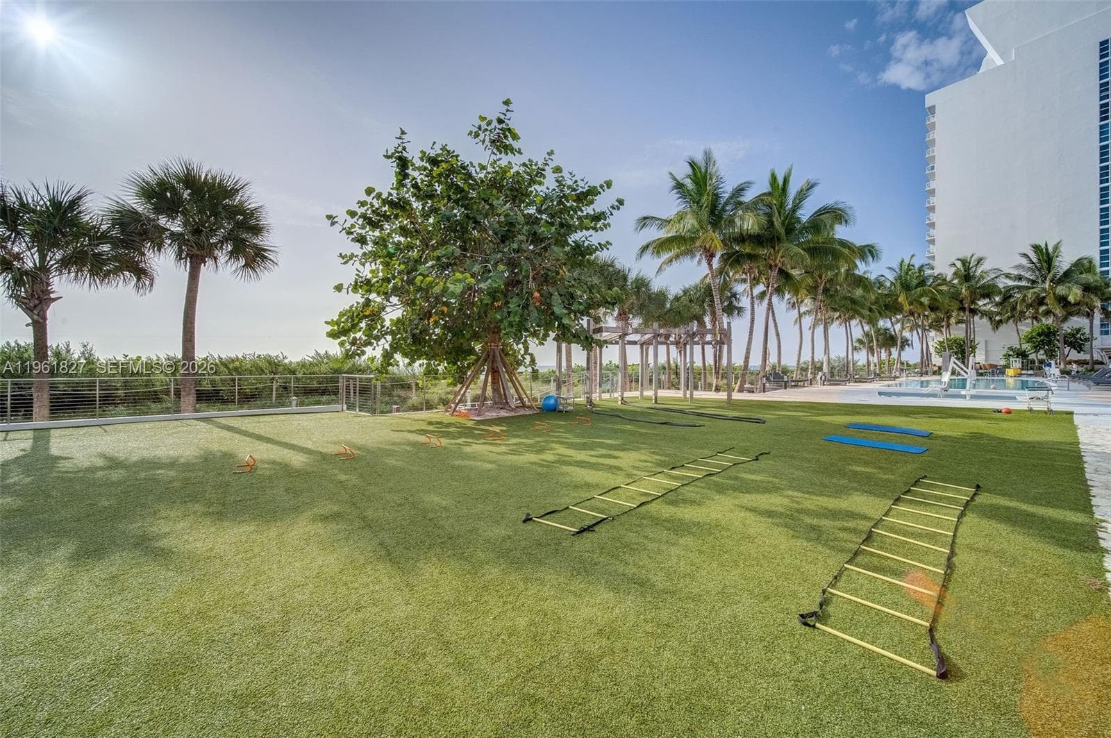 6801 Collins Ave, Miami Beach FL 33141 — 28