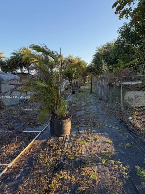 17450 SW 208th St, Miami FL 33187 — 4