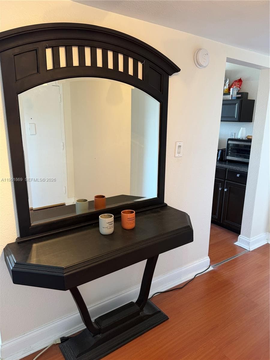 16546 NE 26th Ave # 6H, North Miami Beach FL 33160 — 20