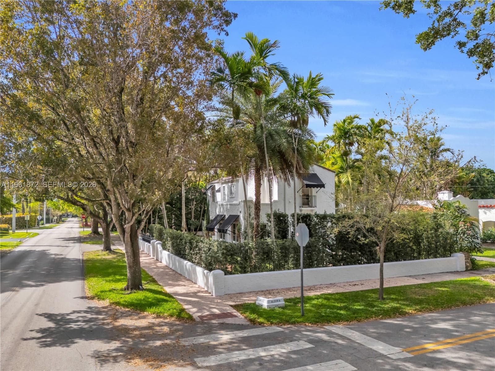 1222 Cortez St, Coral Gables FL 33134 — 52
