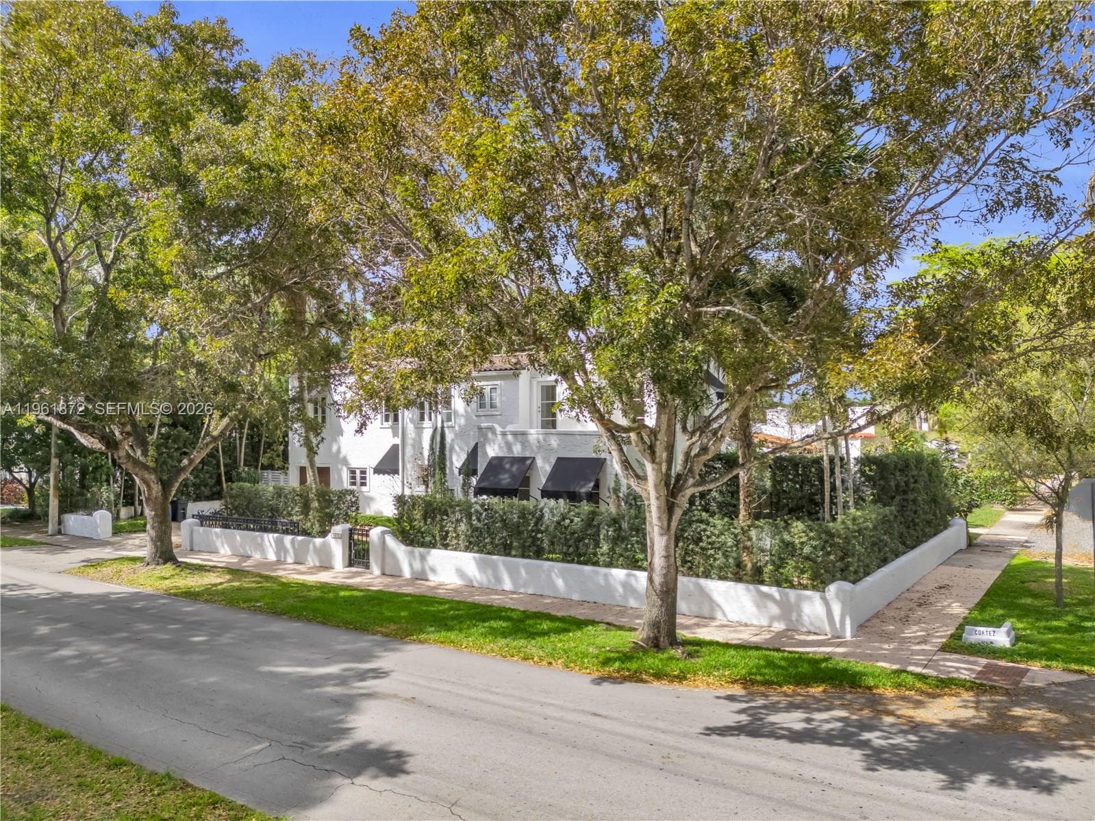 1222 Cortez St, Coral Gables FL 33134 — 53