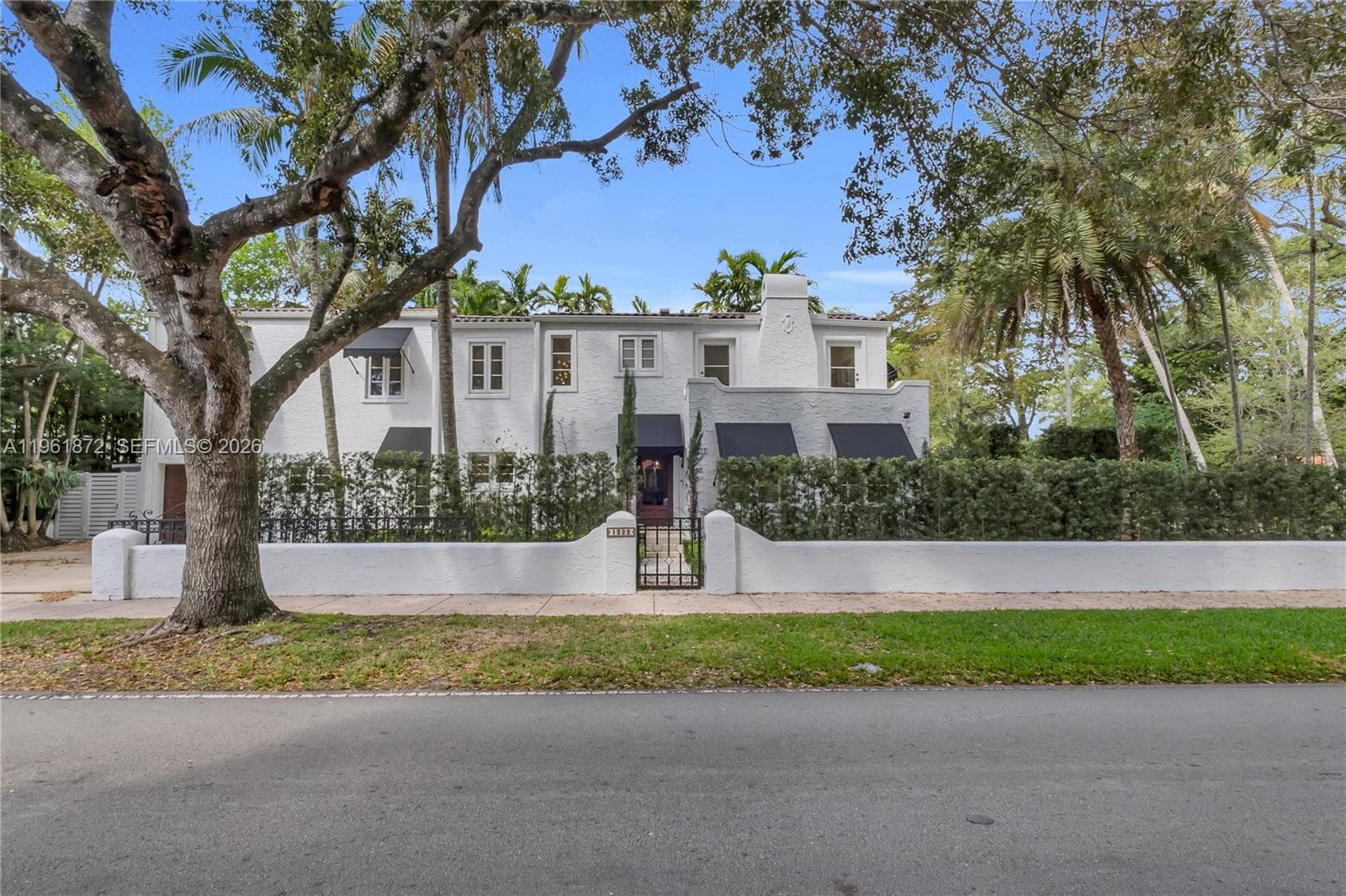 1222 Cortez St, Coral Gables FL 33134 — 51