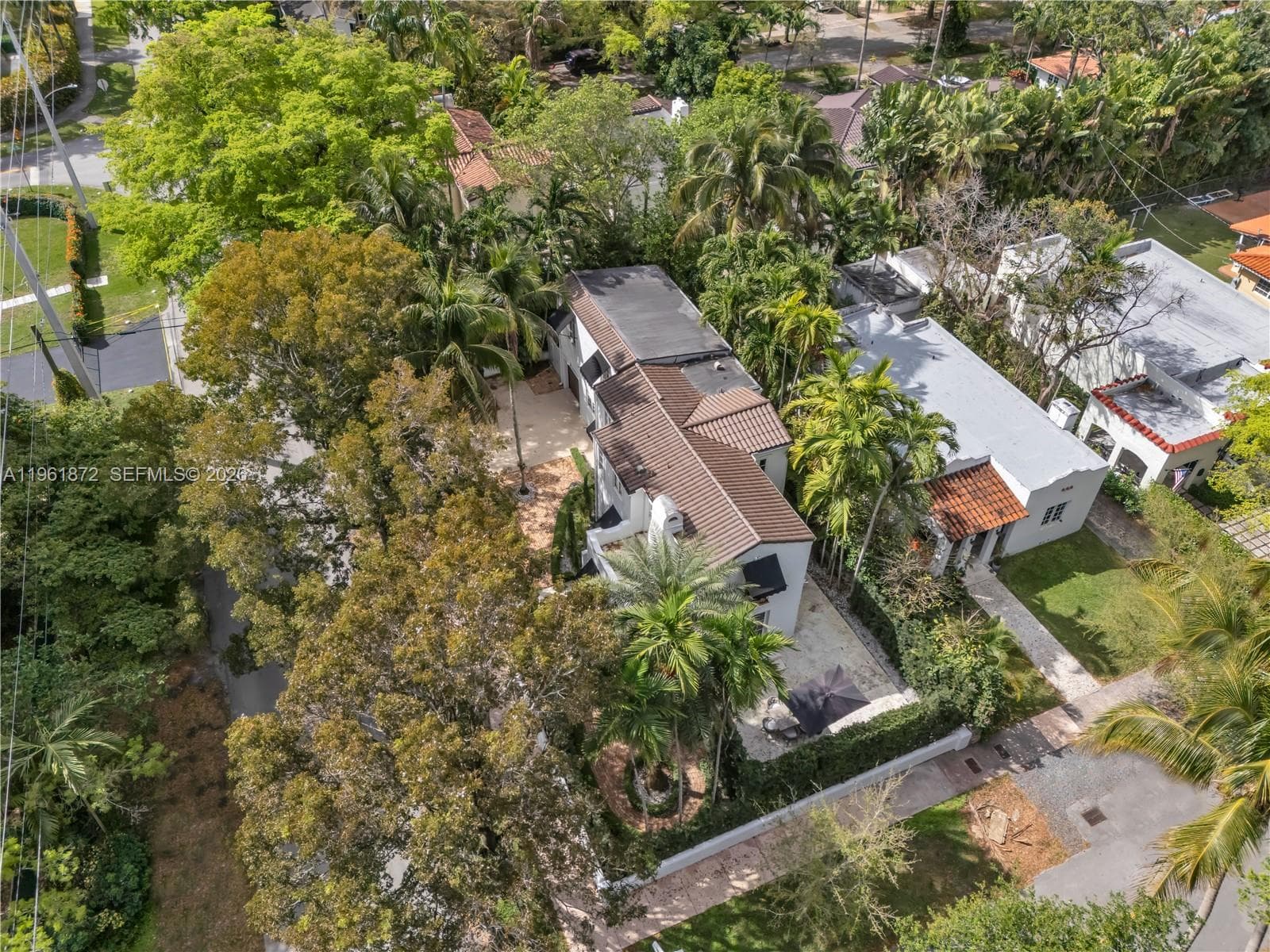 1222 Cortez St, Coral Gables FL 33134 — 59