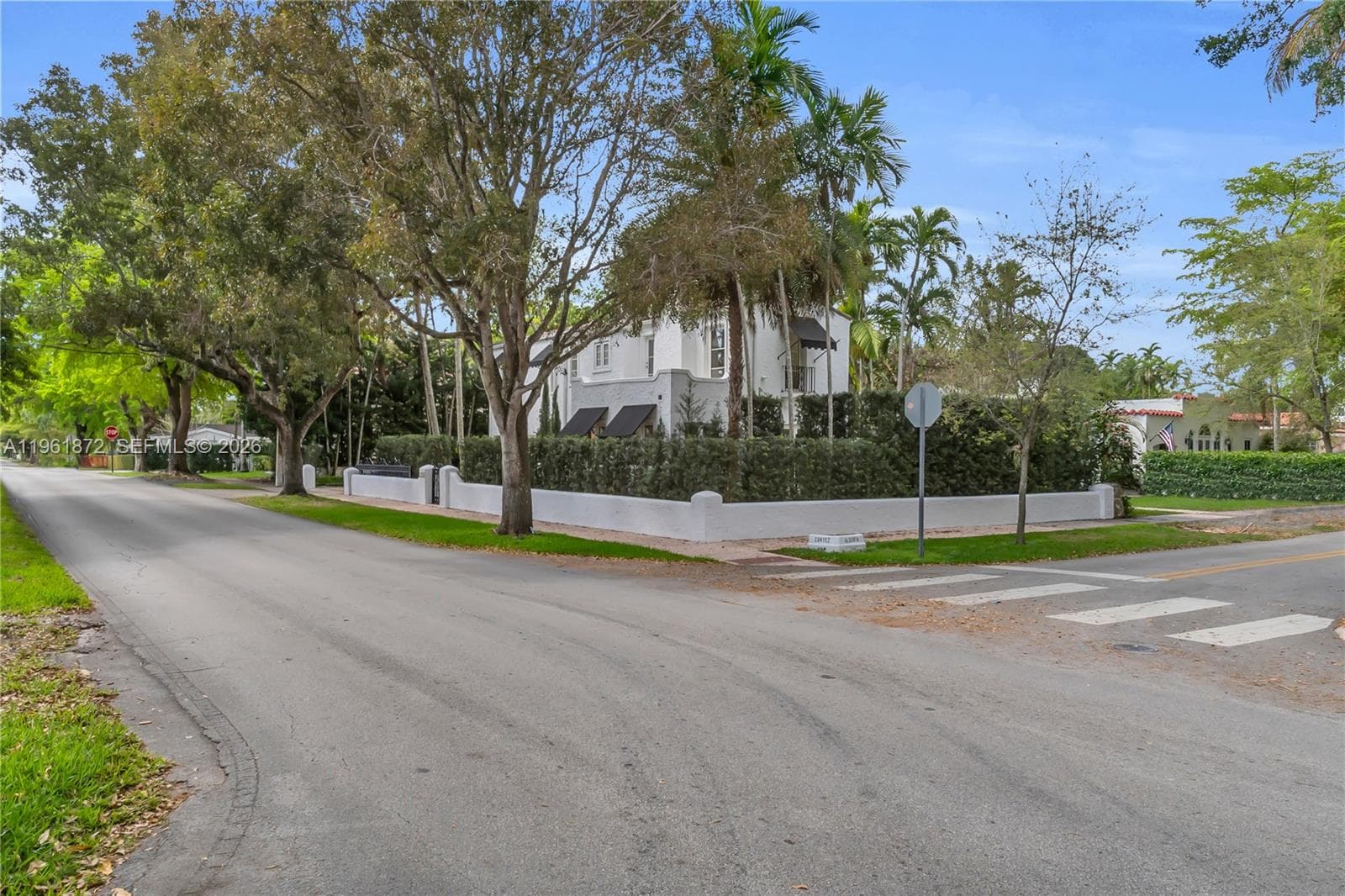1222 Cortez St, Coral Gables FL 33134 — 54