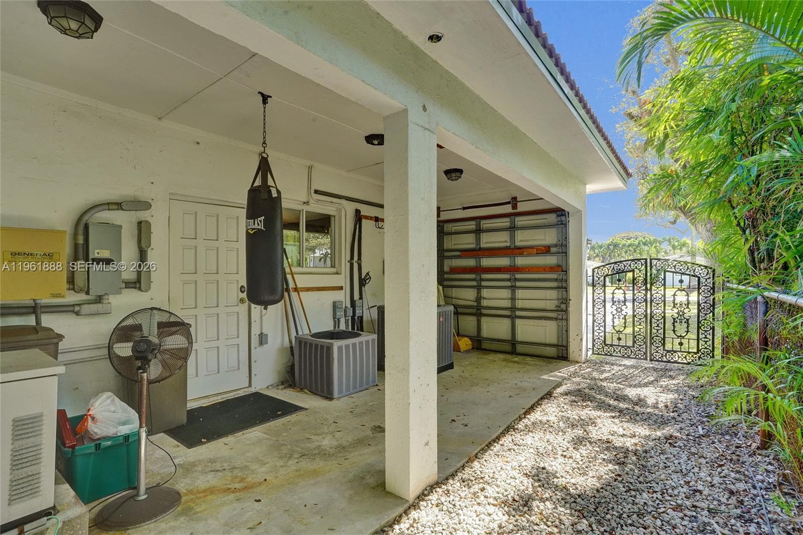1247 NE 101st St, Miami Shores FL 33138 — 39