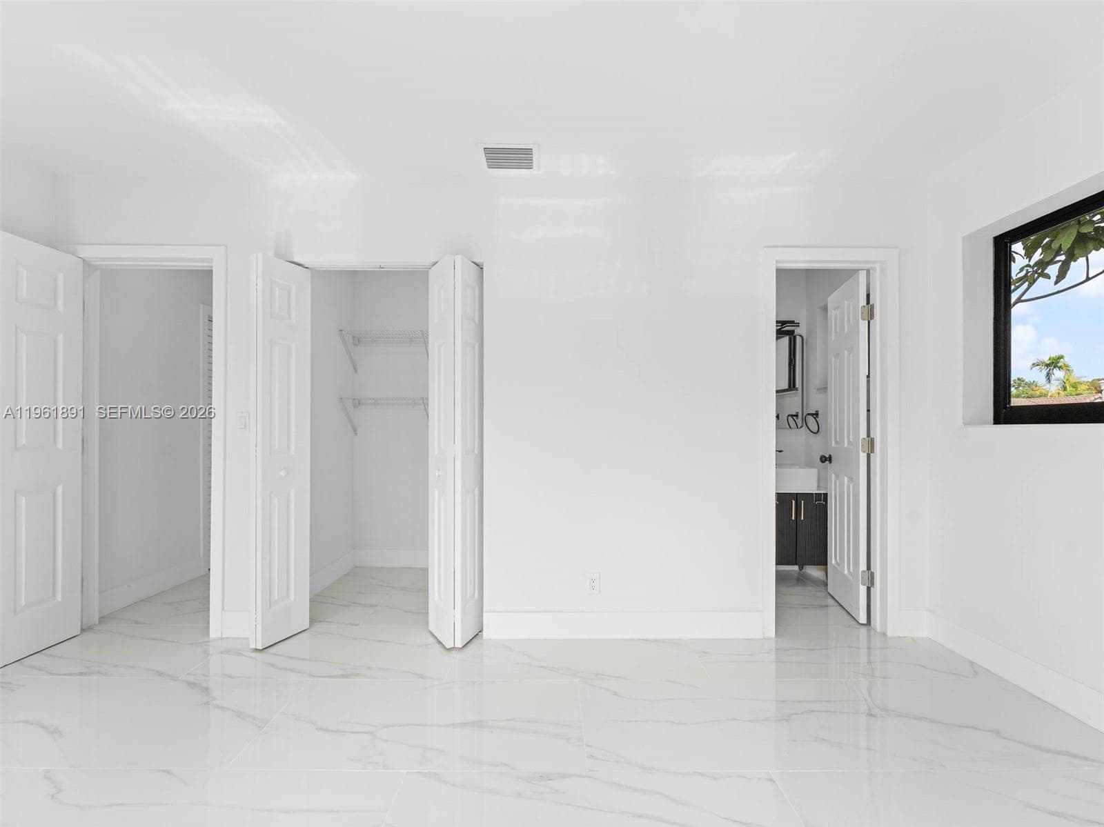 2500 SW 23rd Ter, Miami FL 33145 — 23