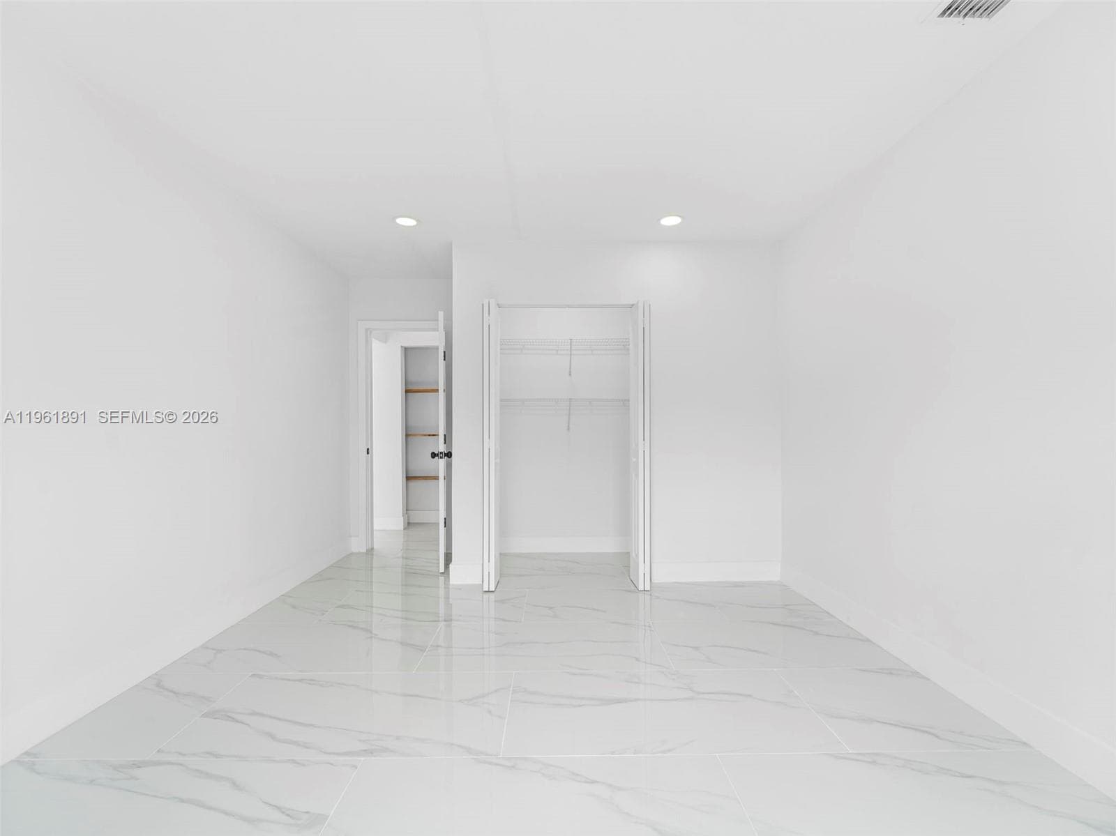 2500 SW 23rd Ter, Miami FL 33145 — 16