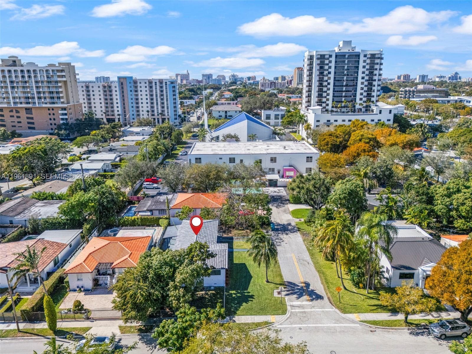 2500 SW 23rd Ter, Miami FL 33145 — 34