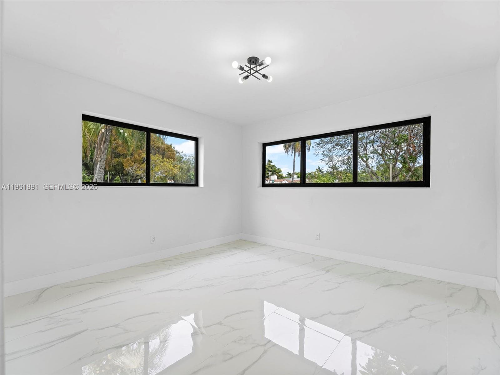 2500 SW 23rd Ter, Miami FL 33145 — 18