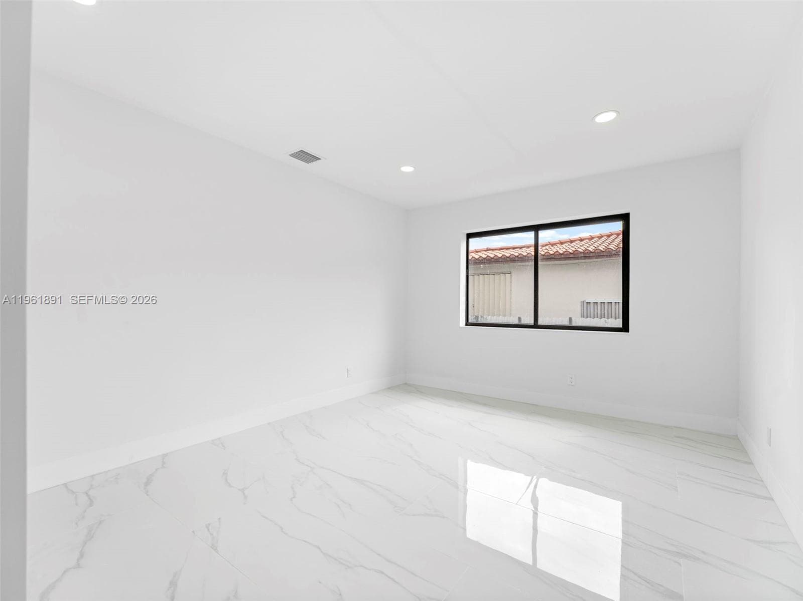 2500 SW 23rd Ter, Miami FL 33145 — 15