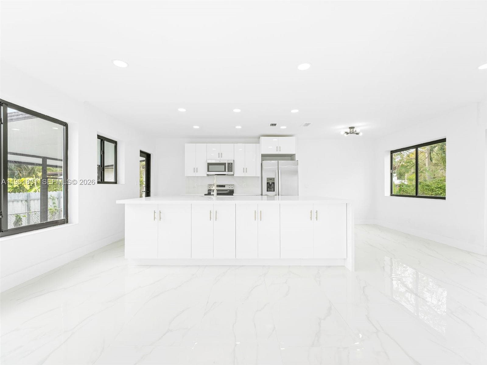 2500 SW 23rd Ter, Miami FL 33145 — 11