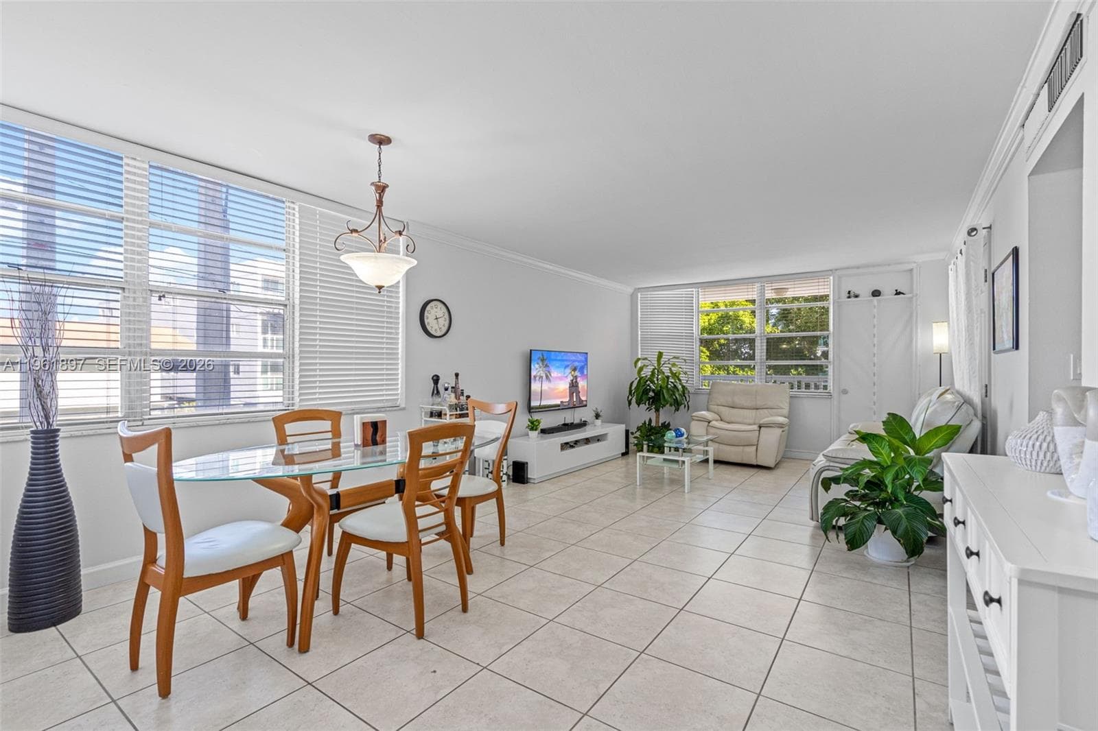 2016 Bay Dr # 203, Miami Beach FL 33141 — 6